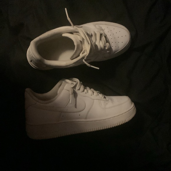 Nike Air Force 1 triple white size 8 - Picture 4 of 4